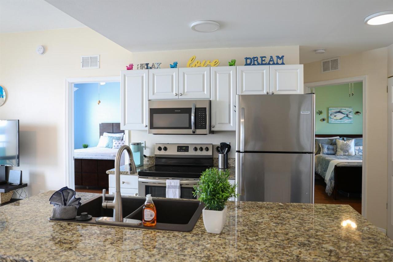 Dolphin Bay In Boca Ciega Resort - 2Br, Pool, Bay View Сент-Питерсберг Экстерьер фото