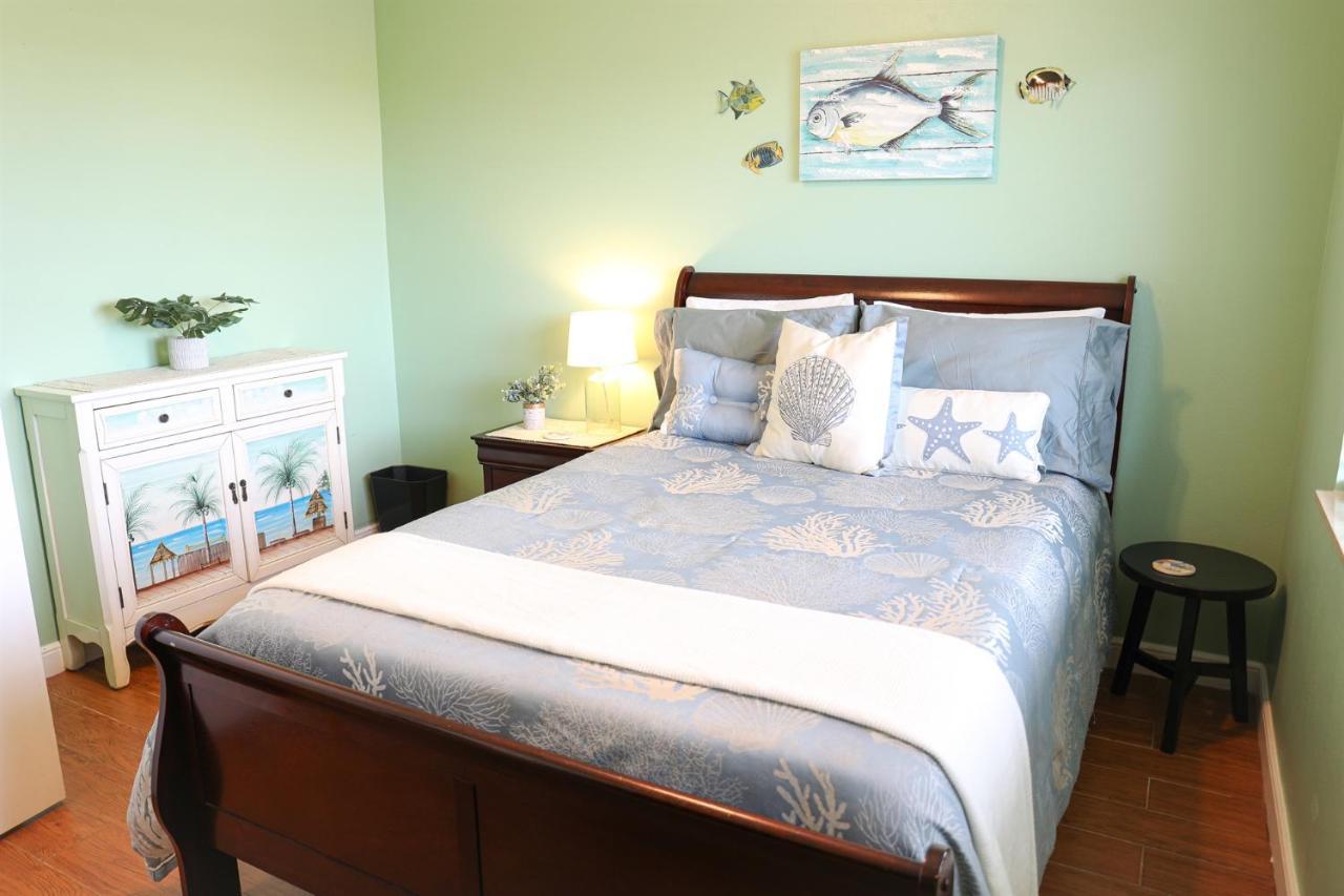 Dolphin Bay In Boca Ciega Resort - 2Br, Pool, Bay View Сент-Питерсберг Экстерьер фото